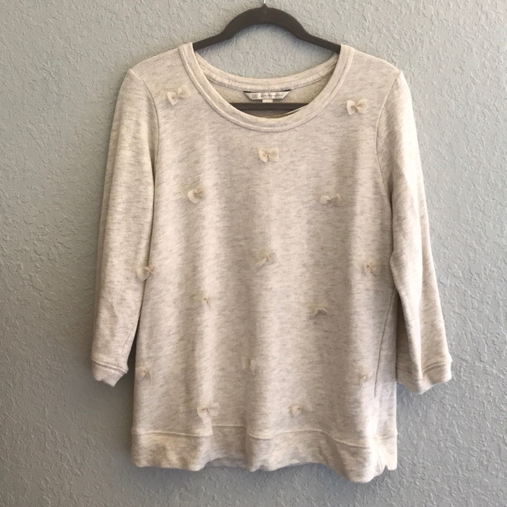 LC Sweater with Bows